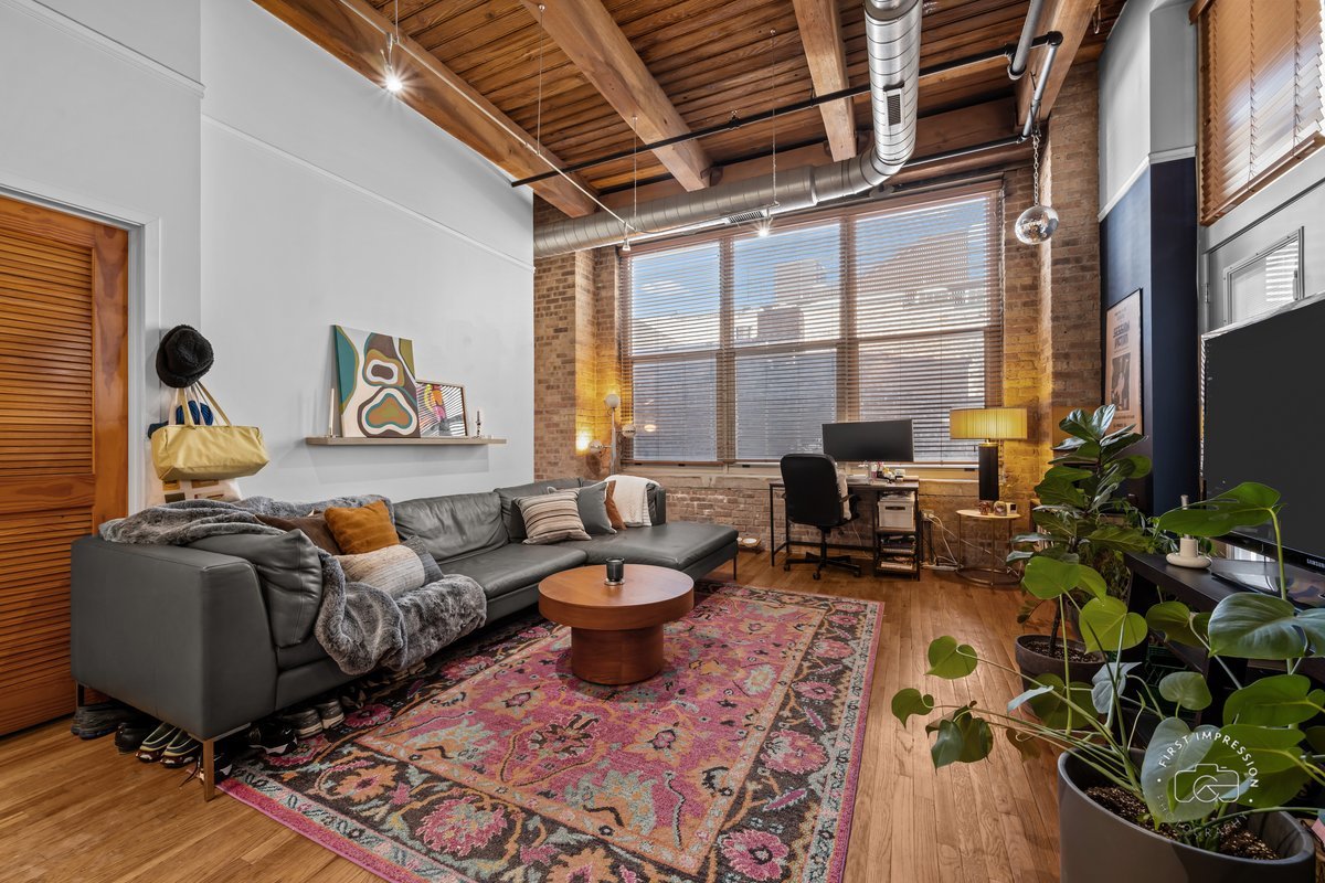 1500 W Monroe Street #409, Chicago, IL 60607