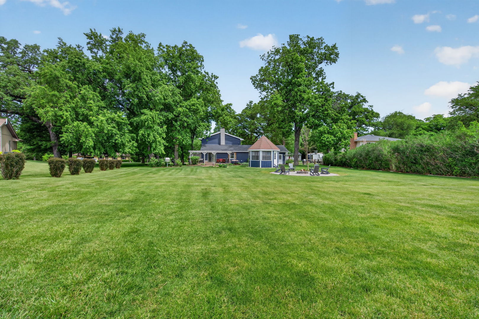 4450 E 1309th Road, Earlville, IL 60518