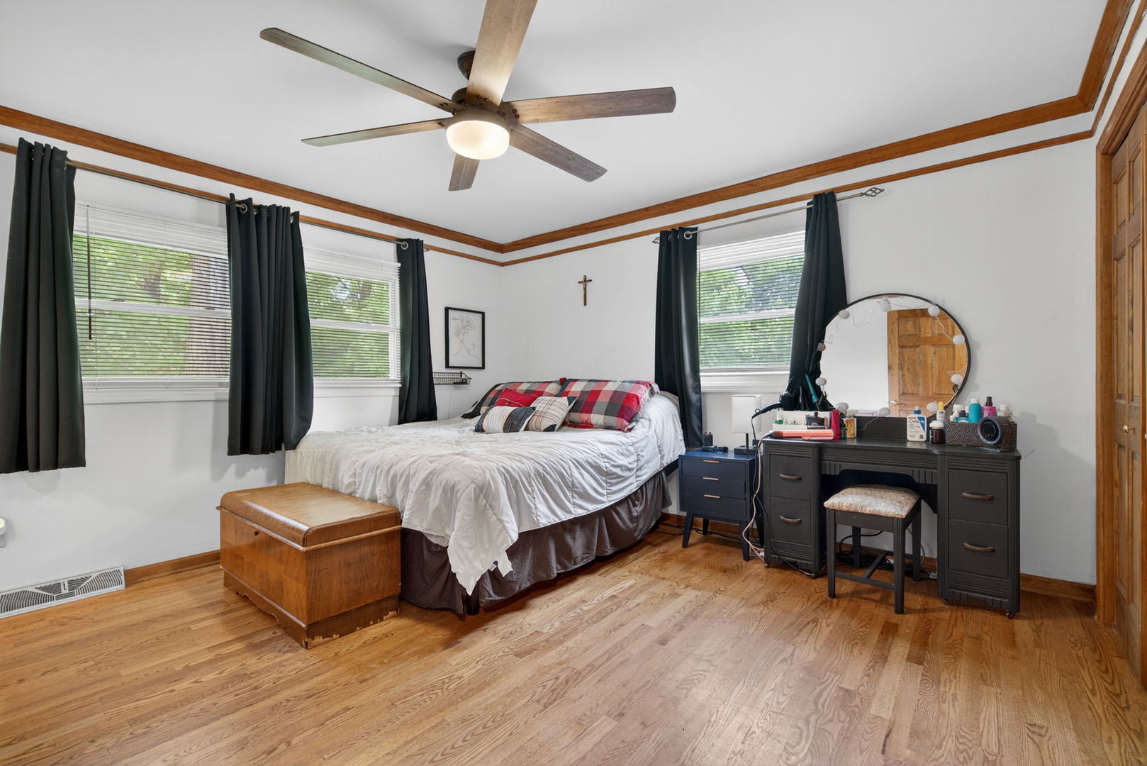 4450 E 1309th Road, Earlville, IL 60518
