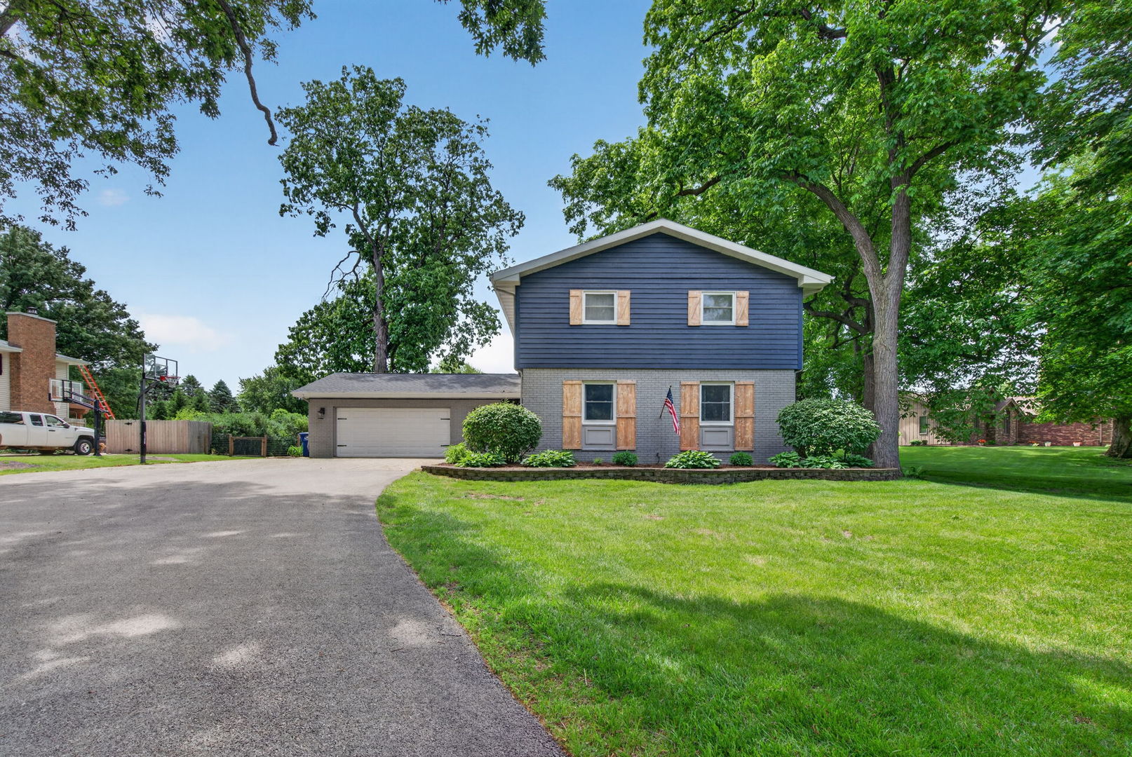 4450 E 1309th Road, Earlville, IL 60518