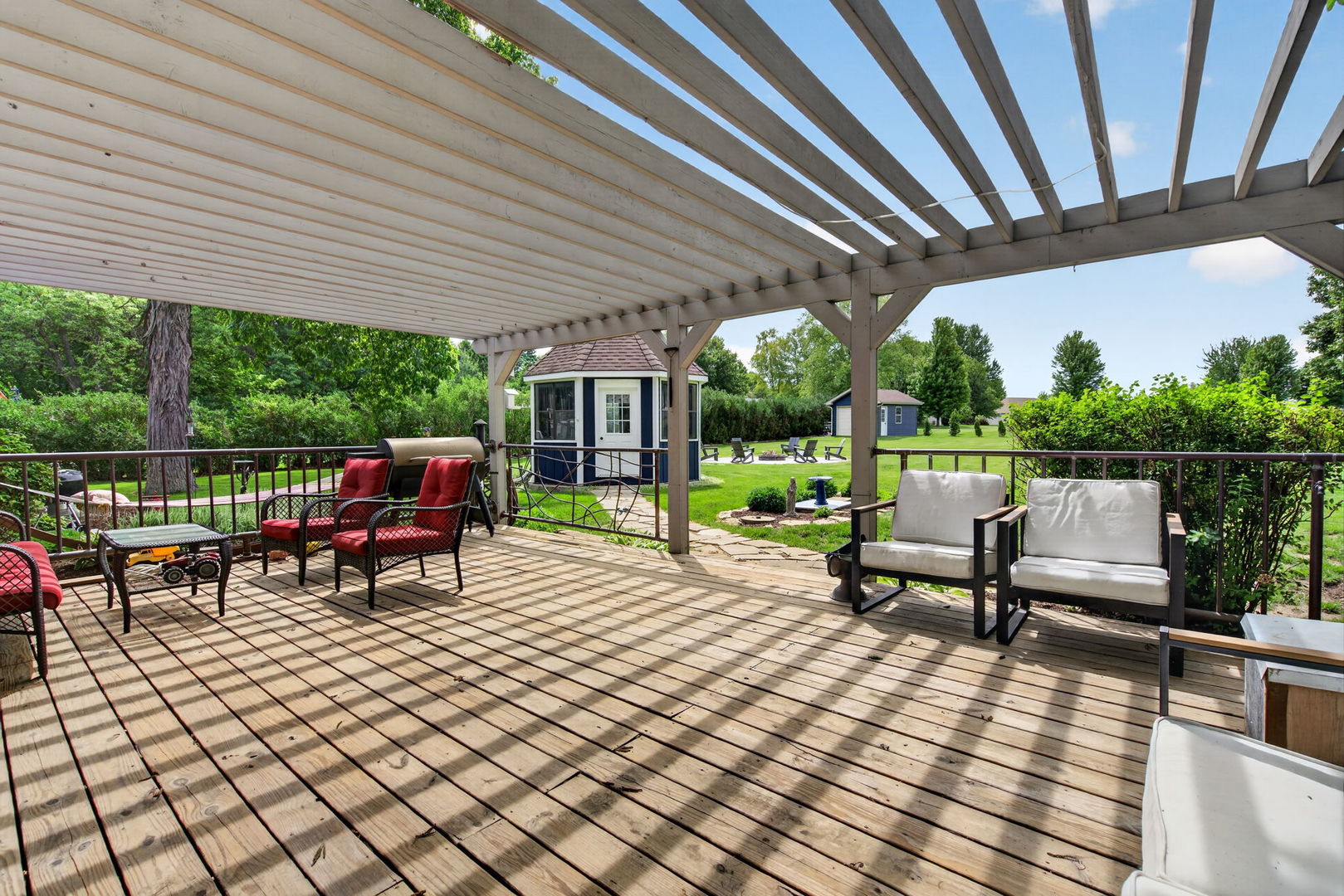 4450 E 1309th Road, Earlville, IL 60518