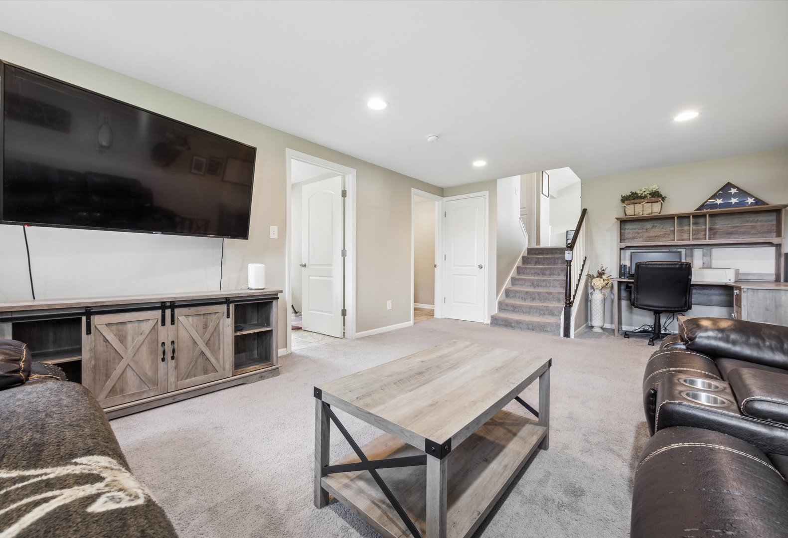 2712 S Schoolhouse Road, New Lenox, IL 60451