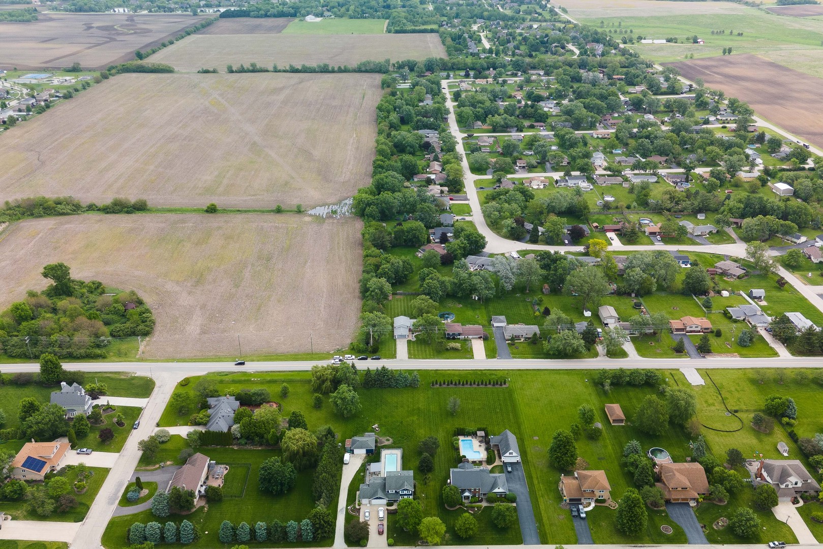 2712 S Schoolhouse Road, New Lenox, IL 60451