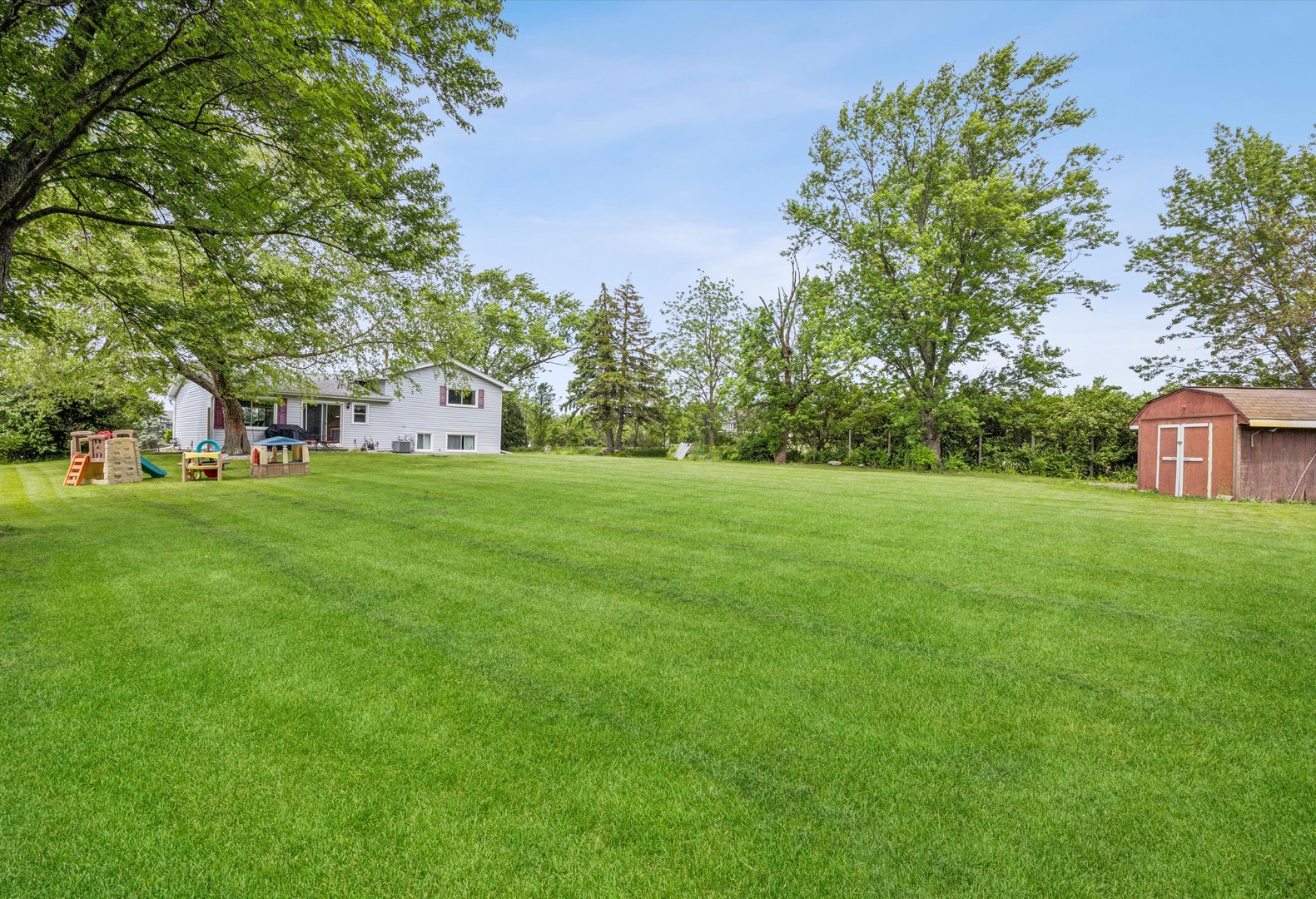 2712 S Schoolhouse Road, New Lenox, IL 60451
