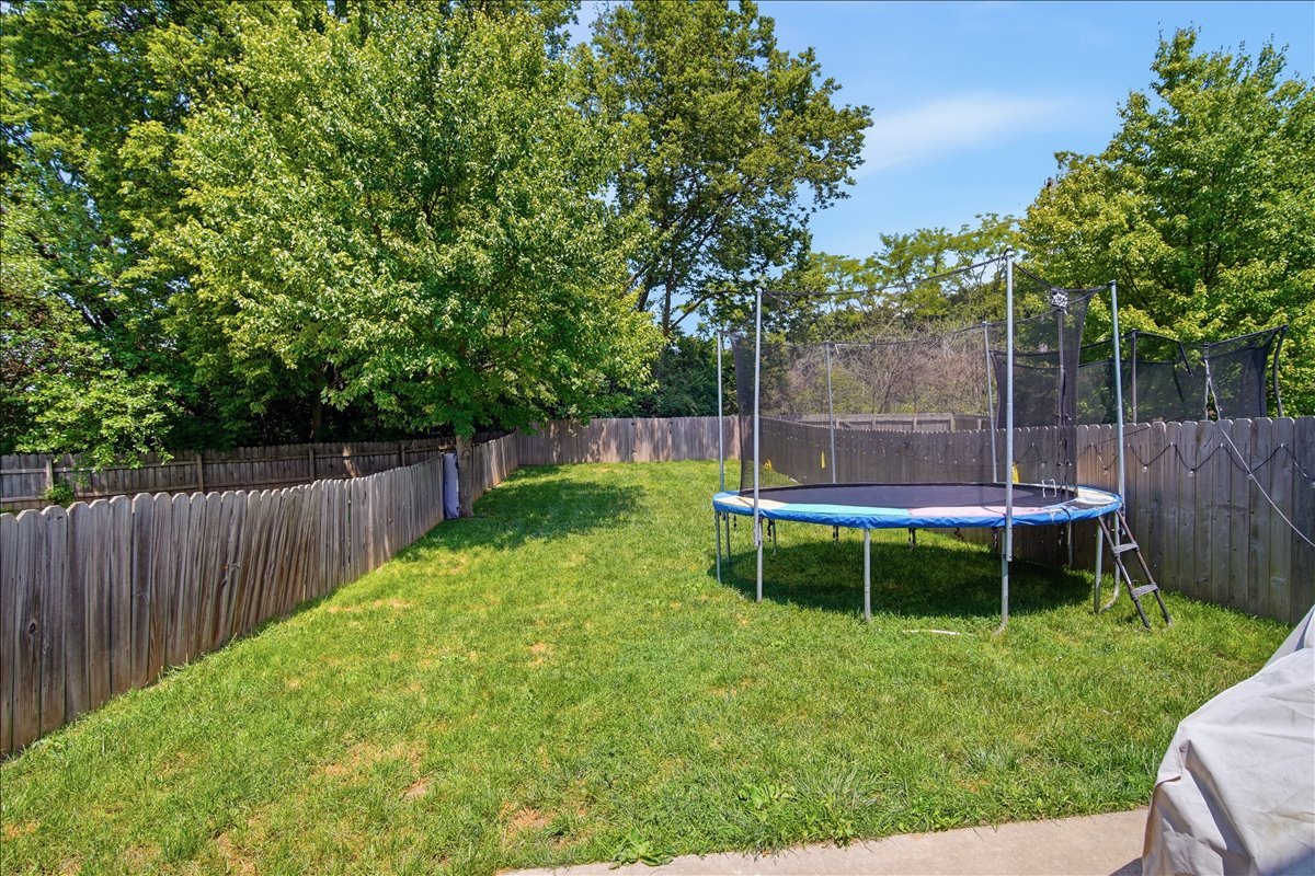 2531 Fox Trot Trail, Bloomington, IL 61705