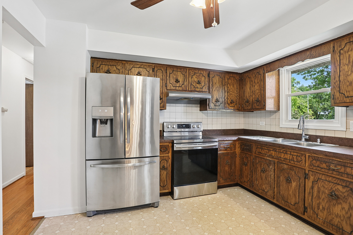 3207 Indianwood Lane, Joliet, IL 60431