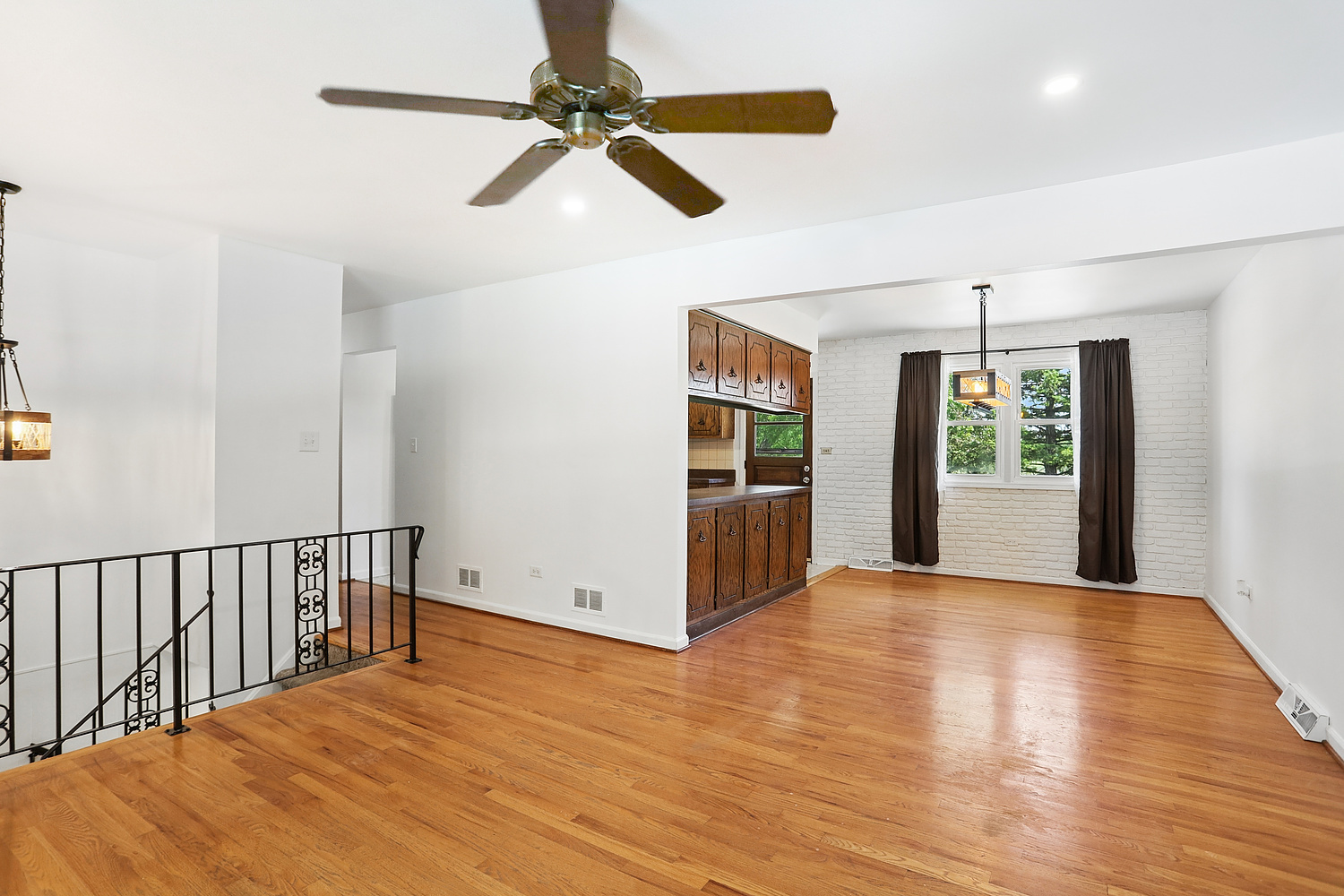 3207 Indianwood Lane, Joliet, IL 60431