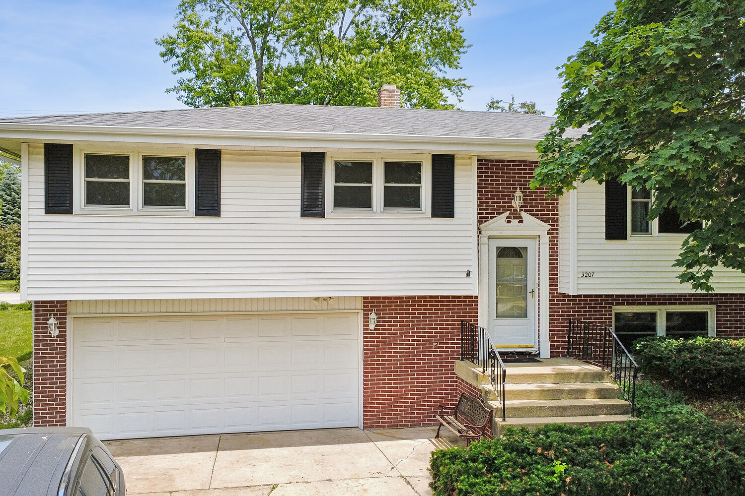 3207 Indianwood Lane, Joliet, IL 60431