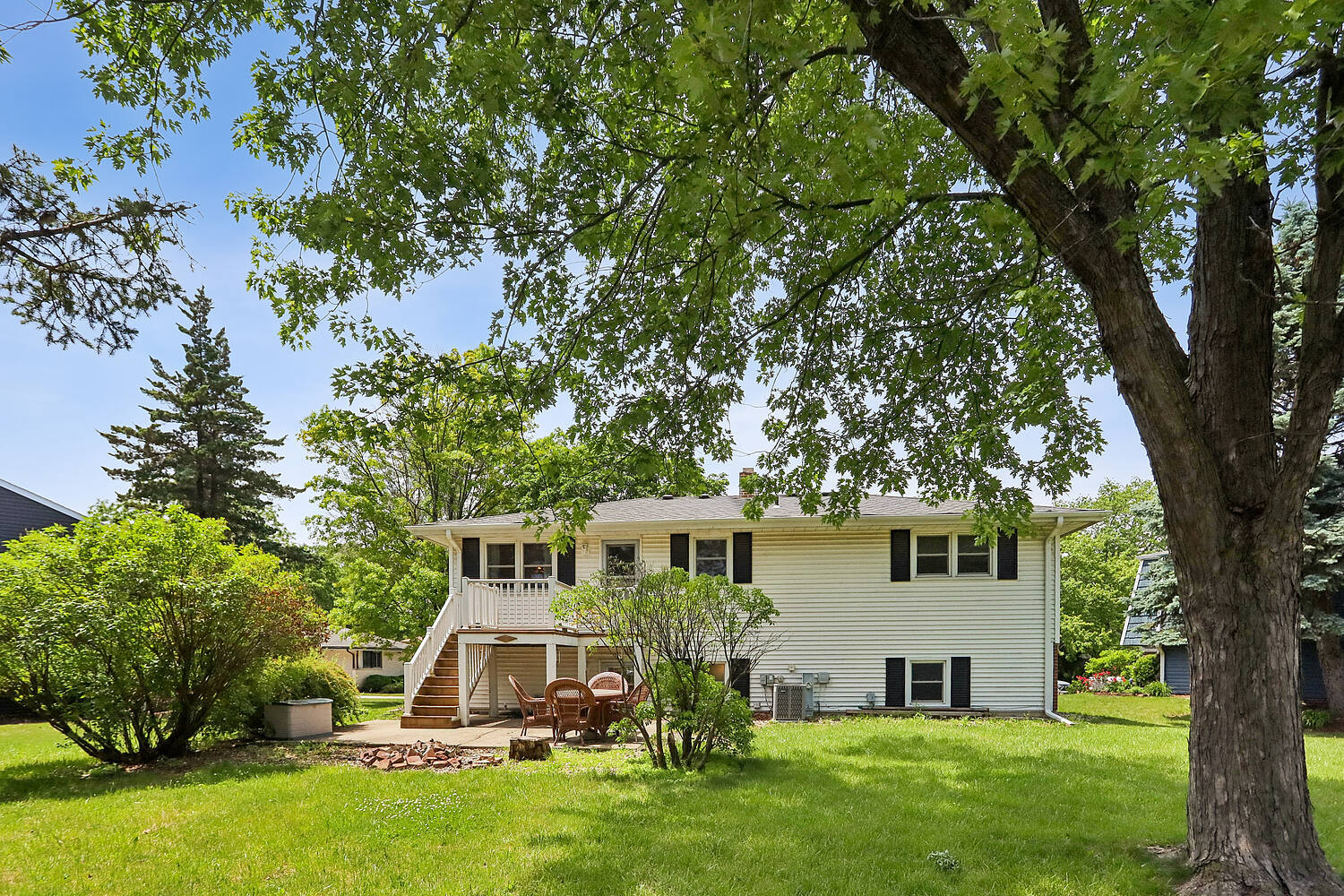 3207 Indianwood Lane, Joliet, IL 60431