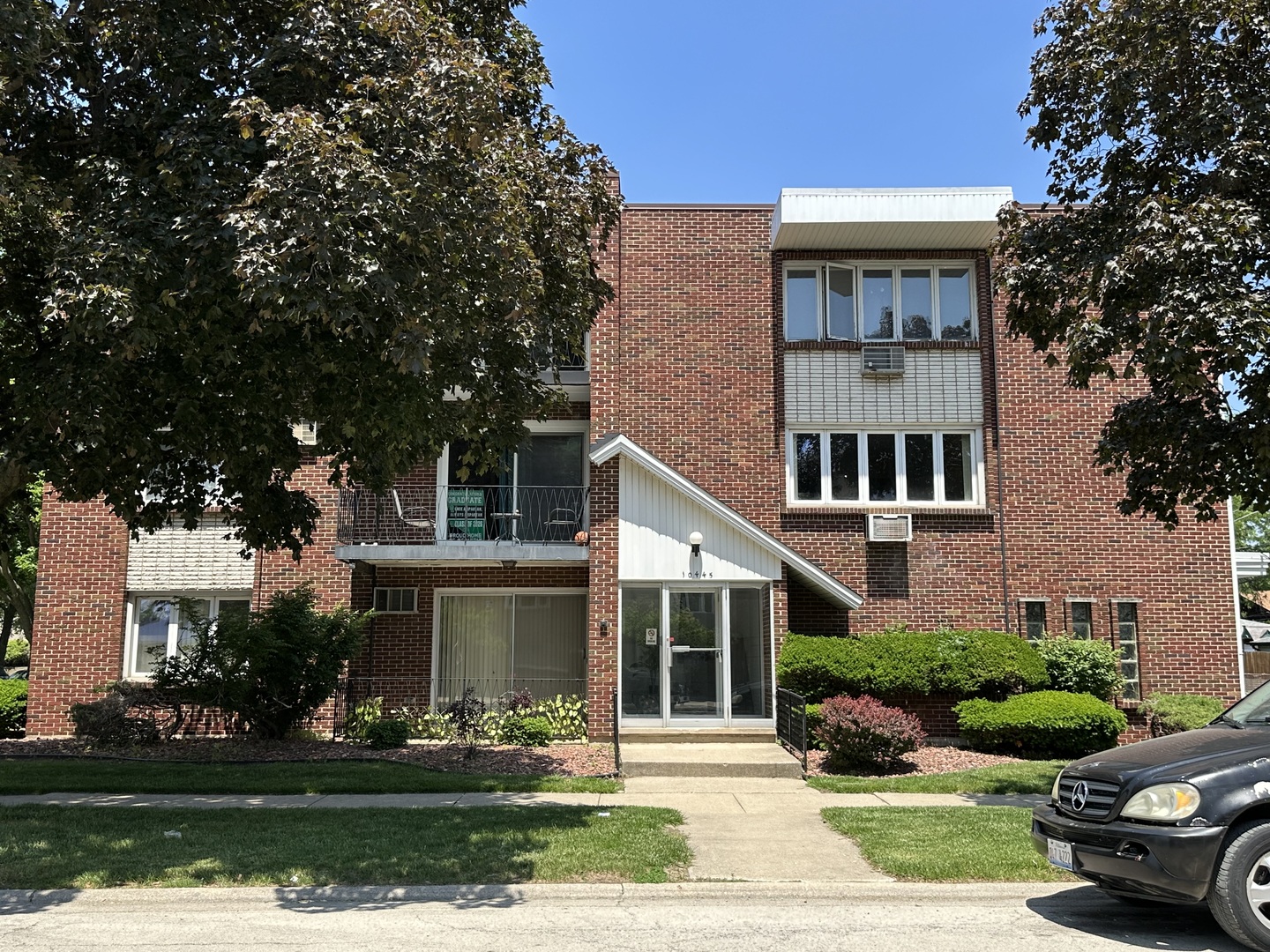 10445 S Keating Avenue #2B, Oak Lawn, IL 60453