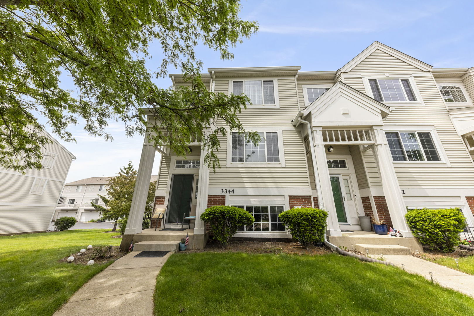 3344 Ravinia Circle, Aurora, IL 60504