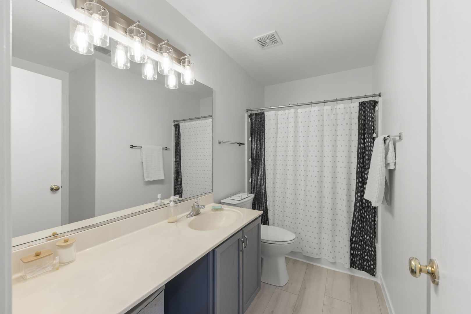 3344 Ravinia Circle, Aurora, IL 60504