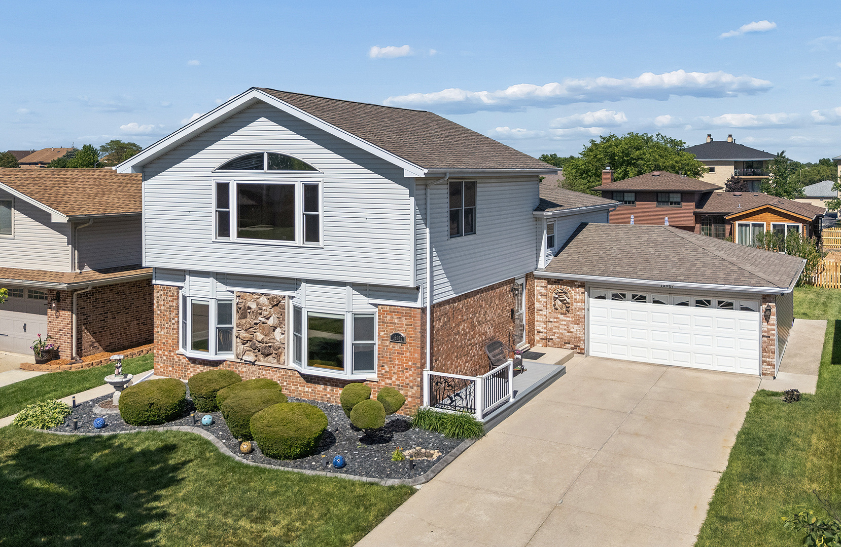 16967 82nd Avenue, Tinley Park, IL 60477