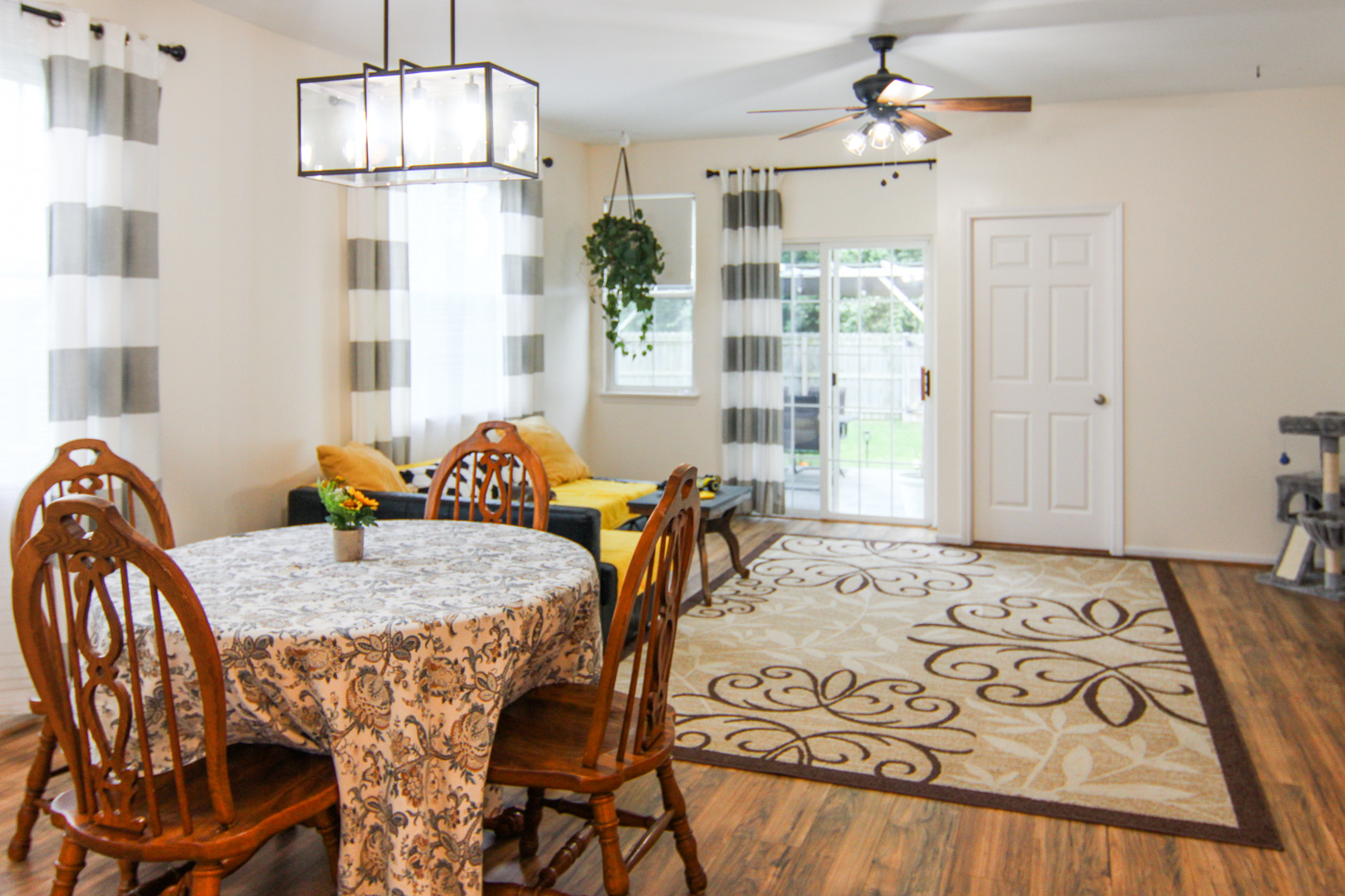 26111 W Timber Ridge Drive, Channahon, IL 60410