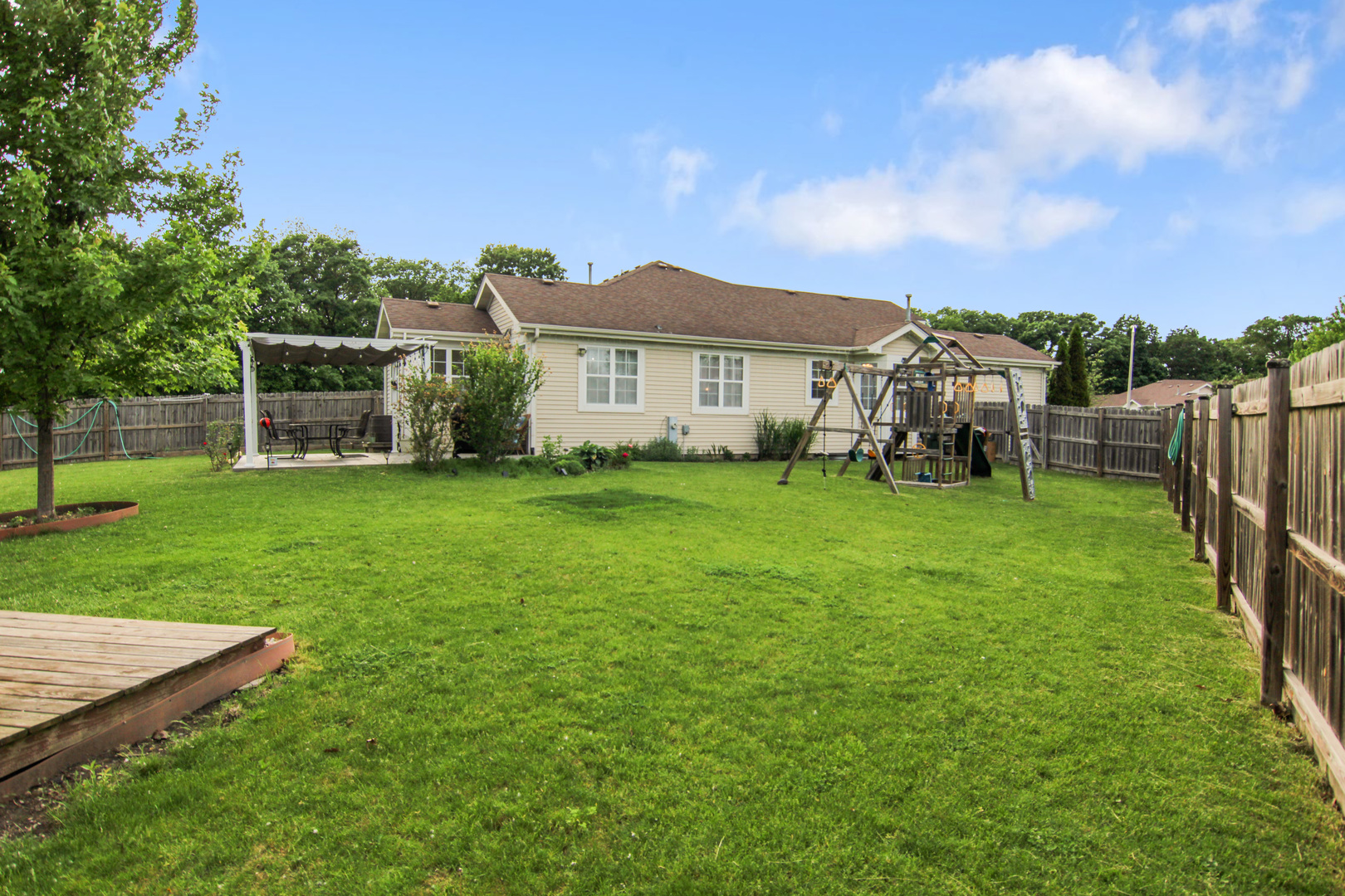 26111 W Timber Ridge Drive, Channahon, IL 60410