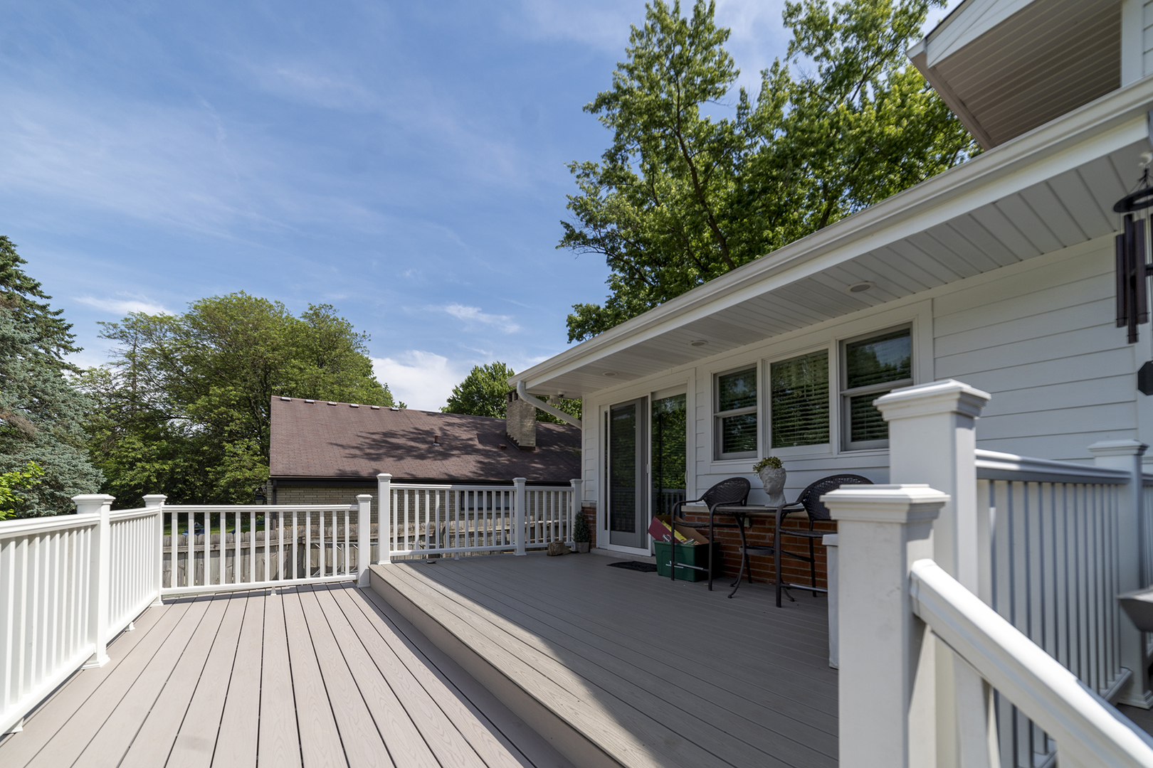 314 April Court, North Aurora, IL 60542
