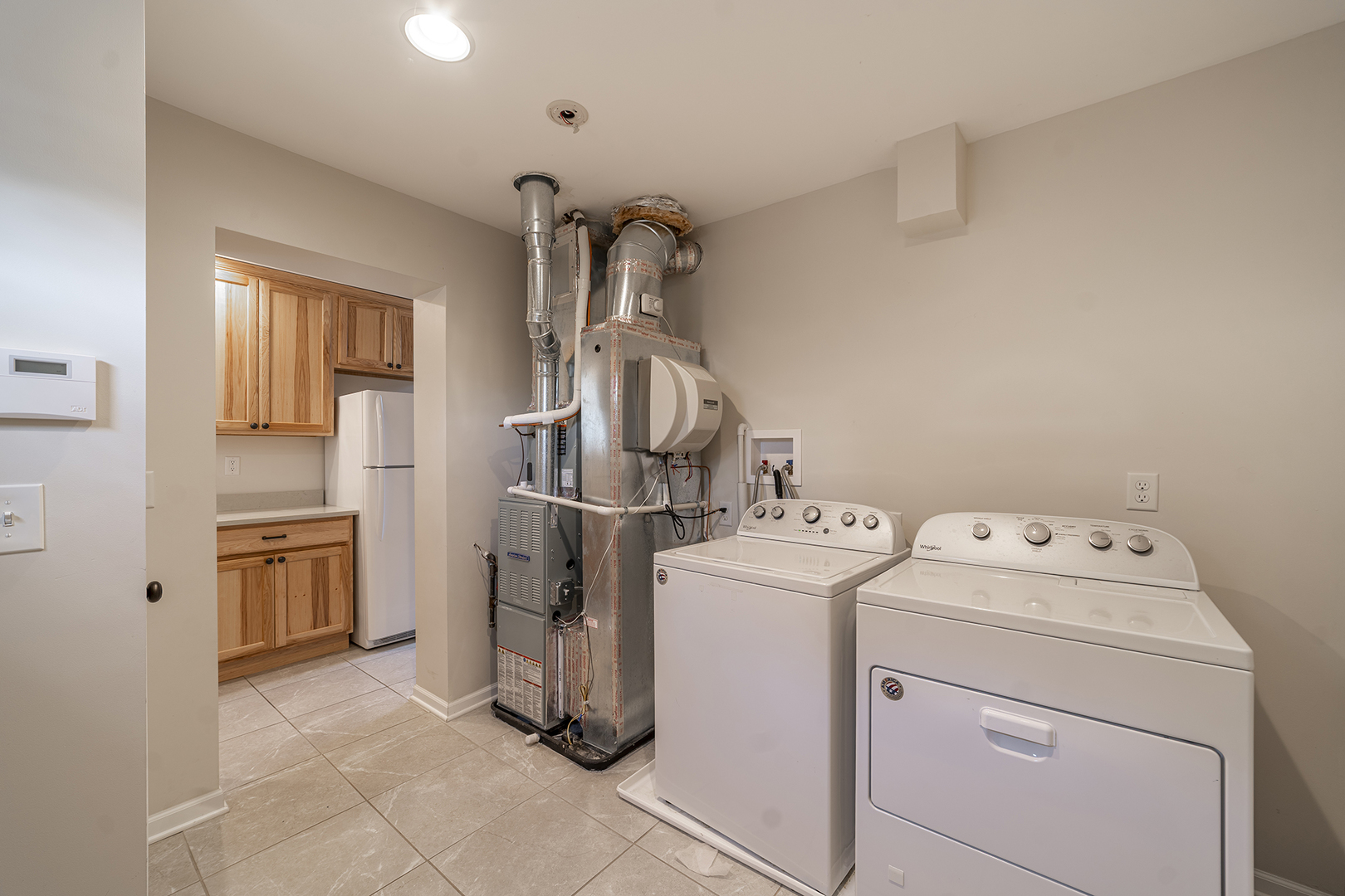 314 April Court, North Aurora, IL 60542