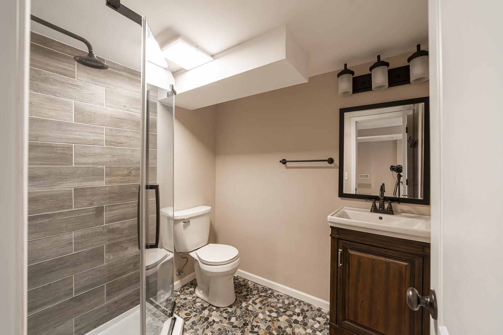 314 April Court, North Aurora, IL 60542
