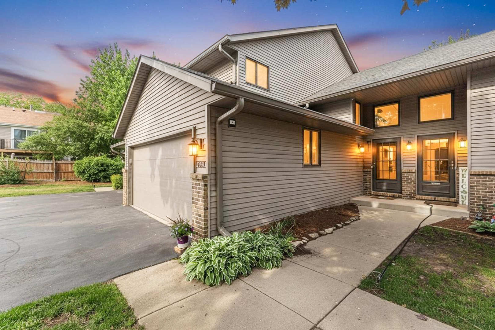 450 Berkshire Drive, Crystal Lake, IL 60014