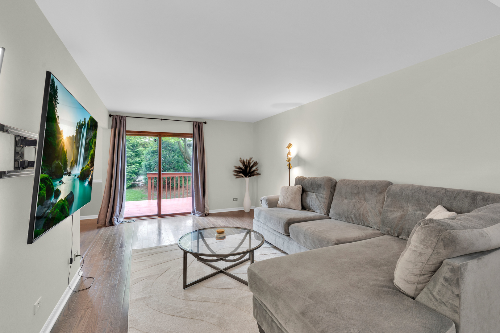 450 Berkshire Drive, Crystal Lake, IL 60014