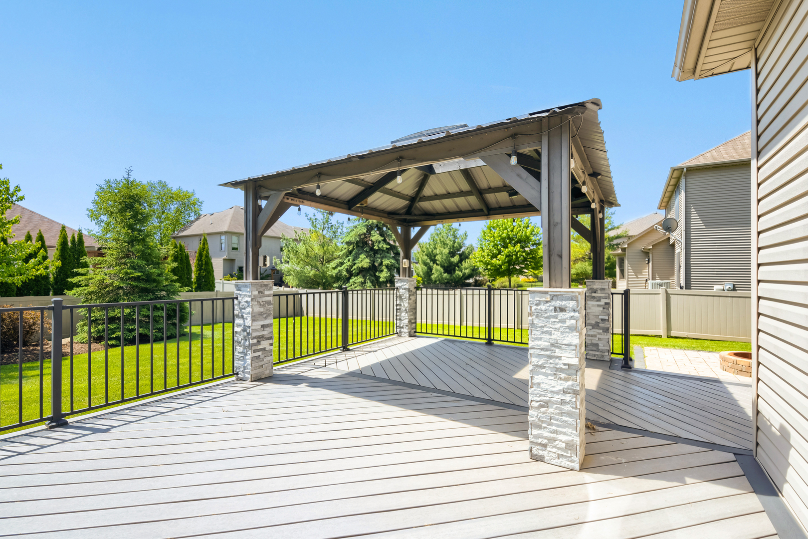 25315 W Wilson Court, Plainfield, IL 60586