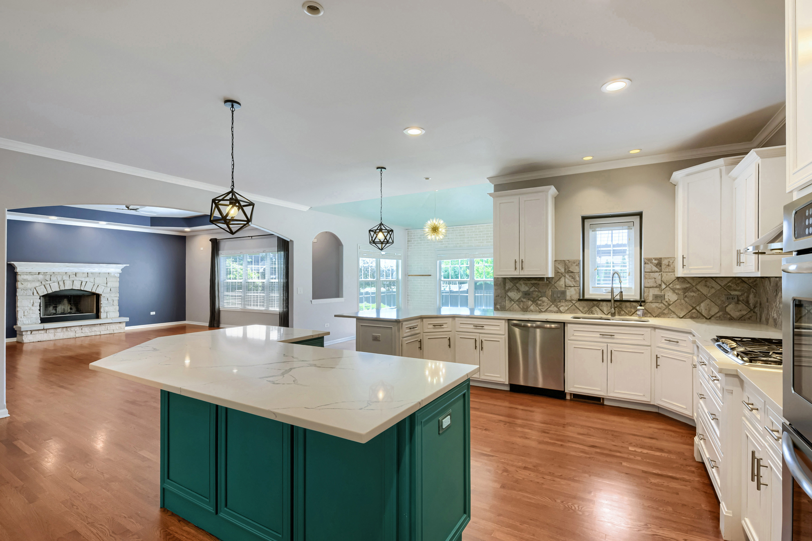 25315 W Wilson Court, Plainfield, IL 60586