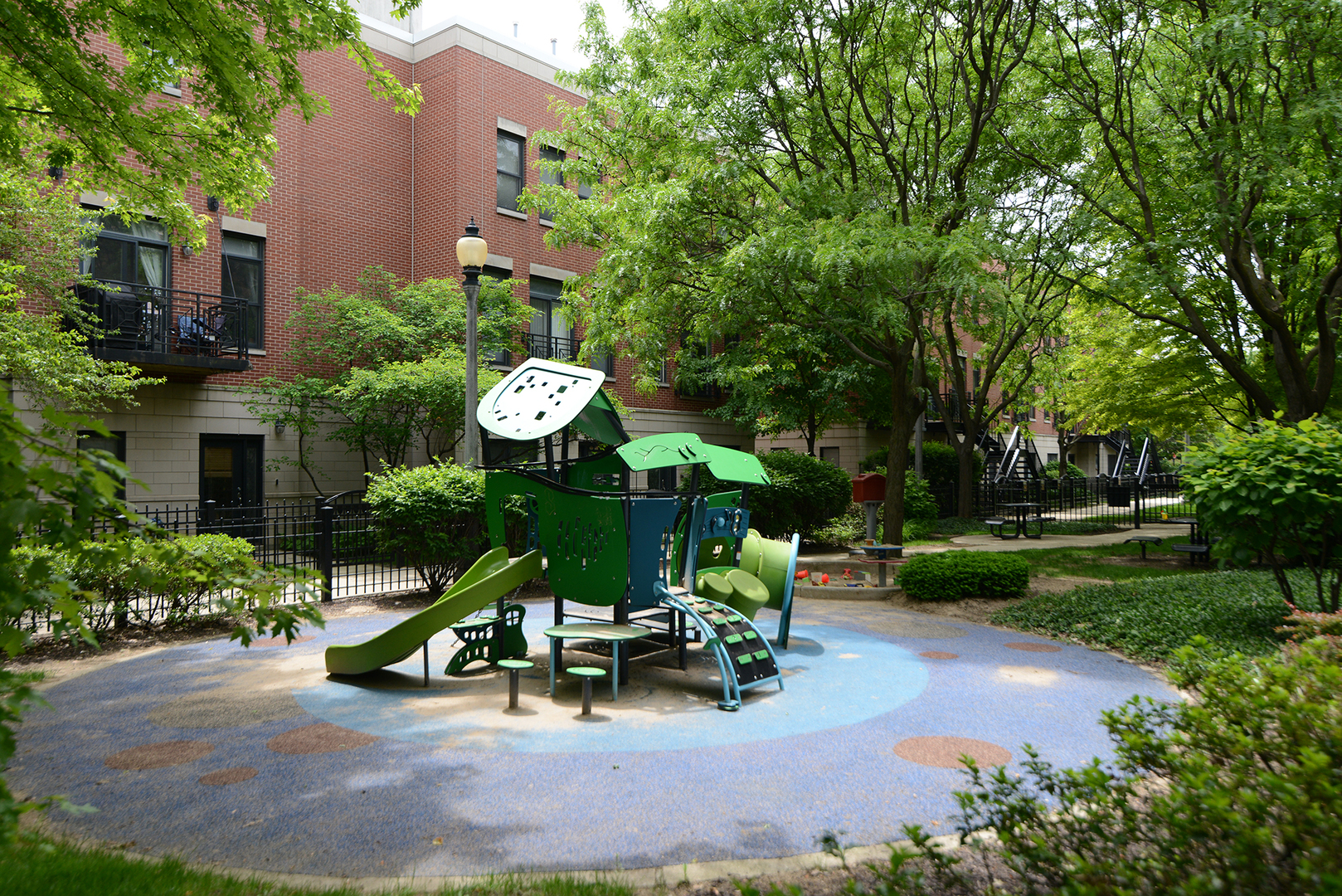 1111 W 14th Place #129, Chicago, IL 60608