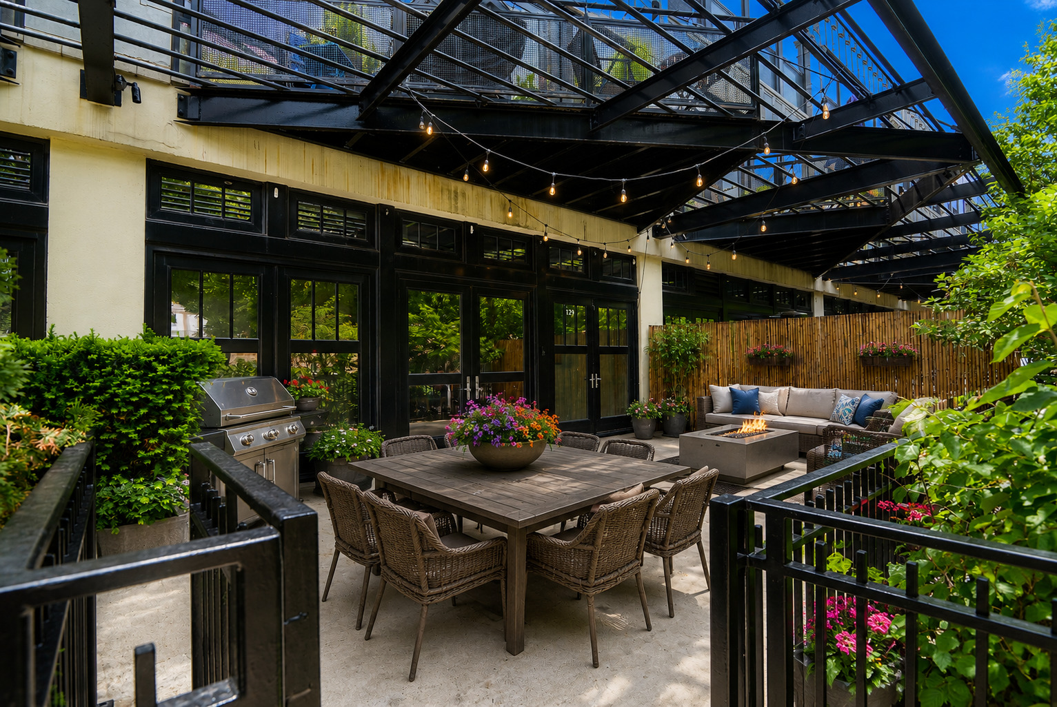1111 W 14th Place #129, Chicago, IL 60608