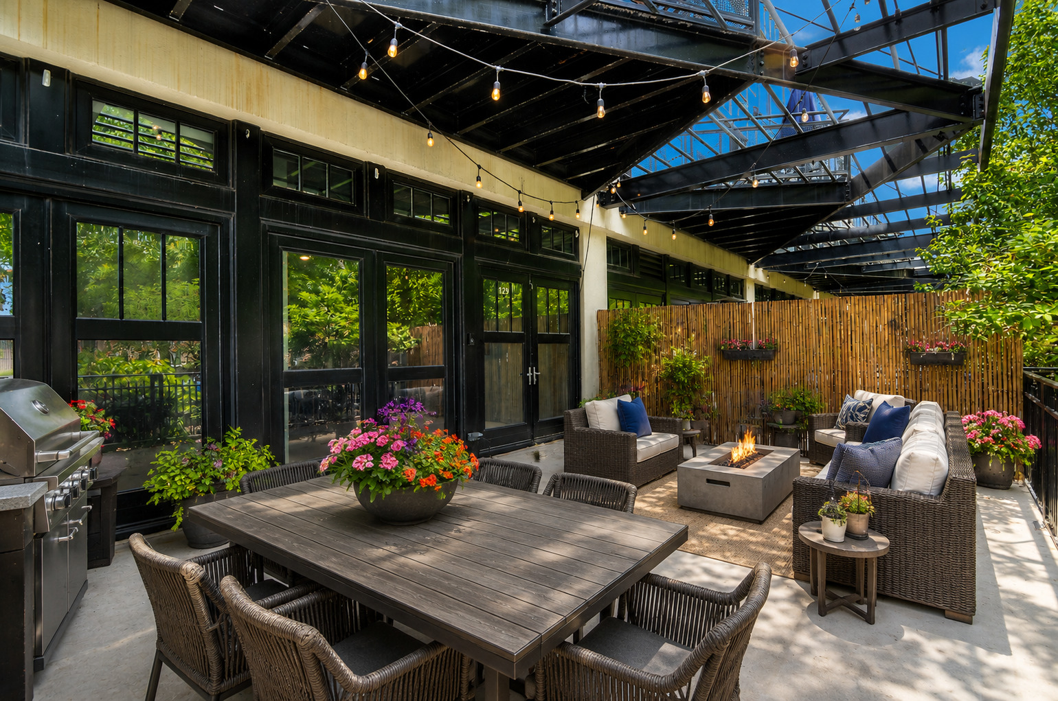 1111 W 14th Place #129, Chicago, IL 60608