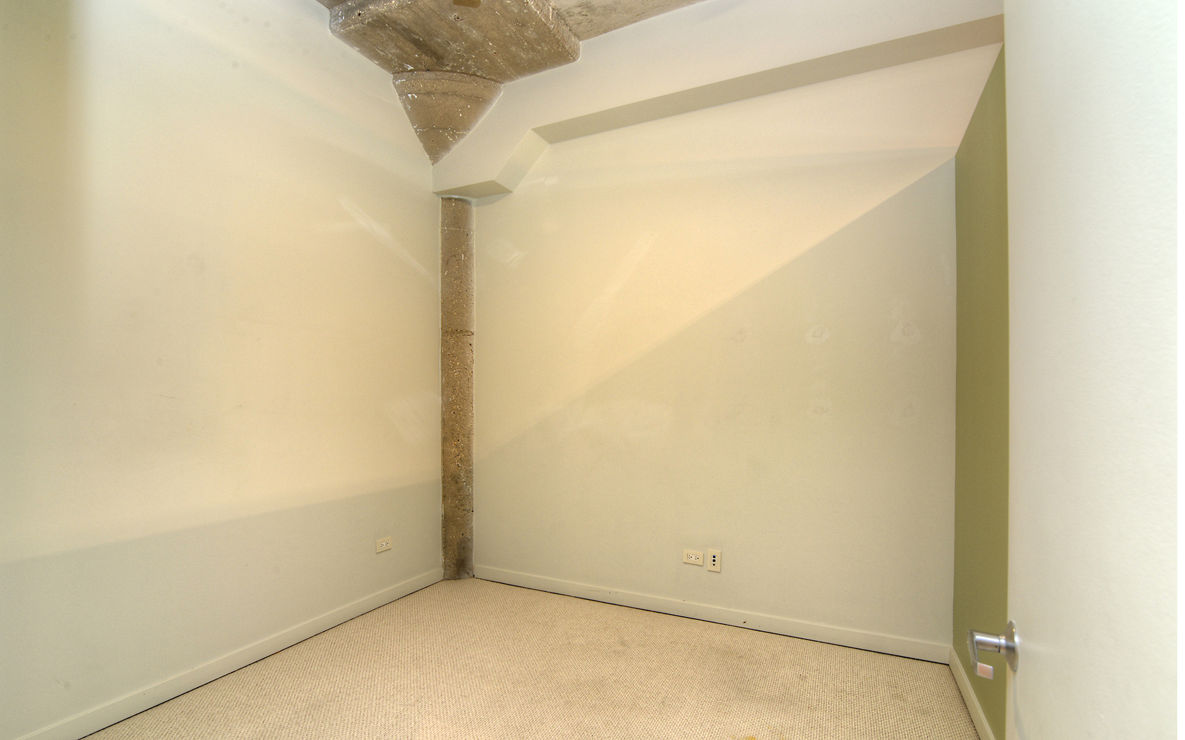 1111 W 14th Place #129, Chicago, IL 60608