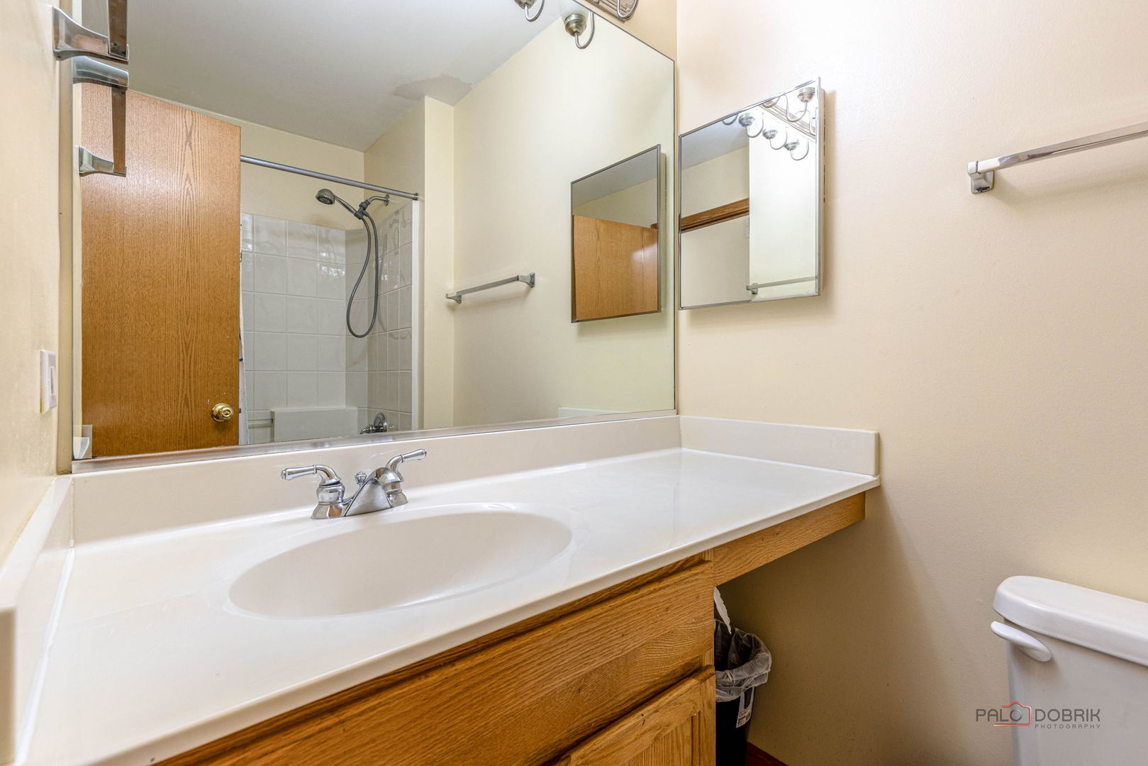 1283 Georgetown Way, Vernon Hills, IL 60061