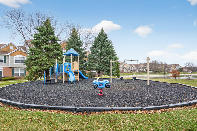 1283 Georgetown Way, Vernon Hills, IL 60061