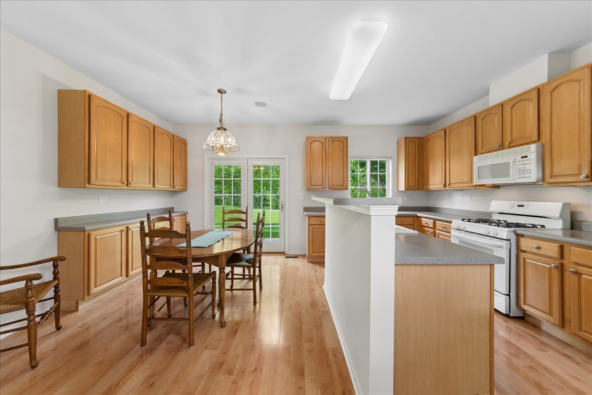 31306 Kline Circle #0, Warrenville, IL 60555