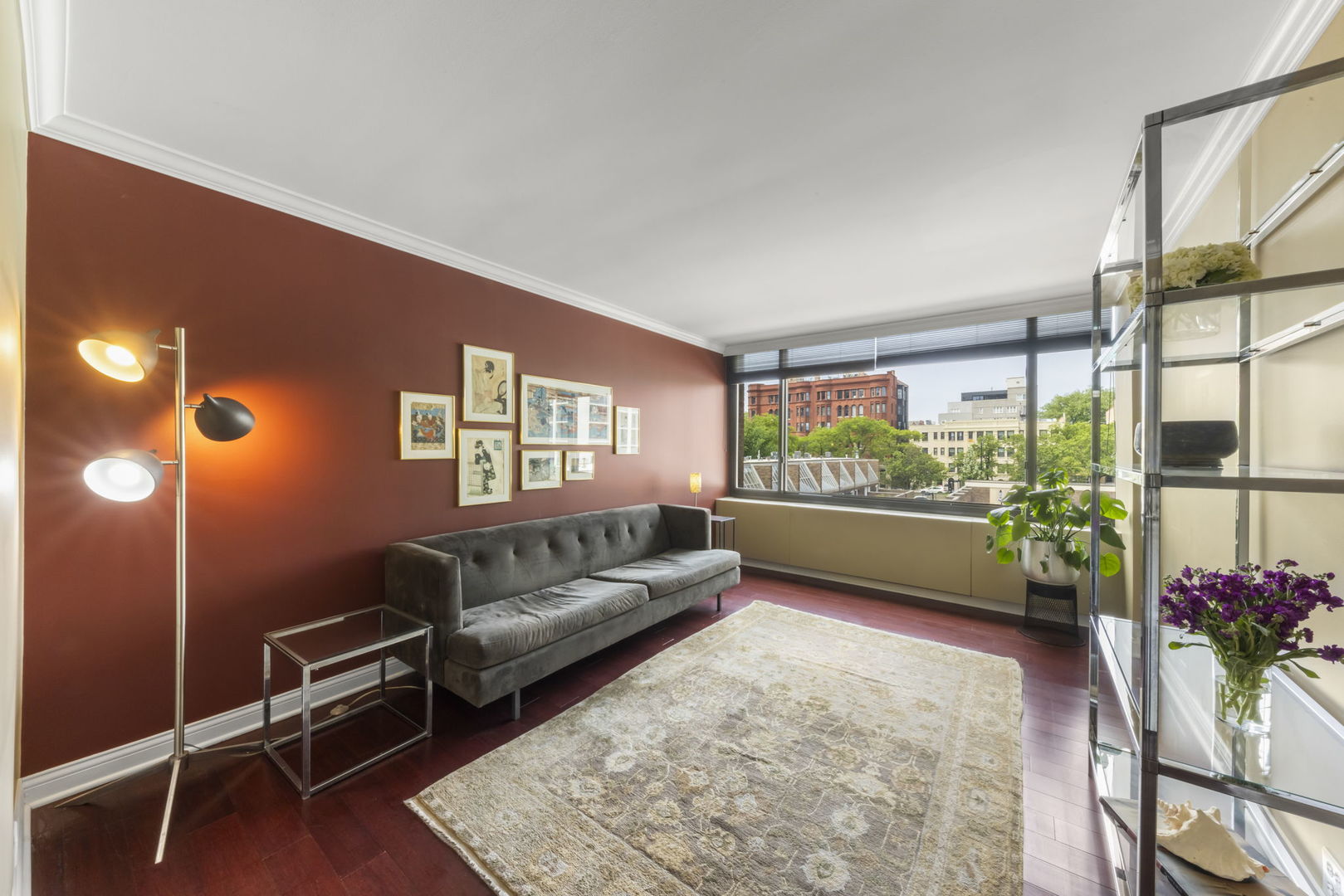 1555 N Sandburg Terrace #305K, Chicago, IL 60610