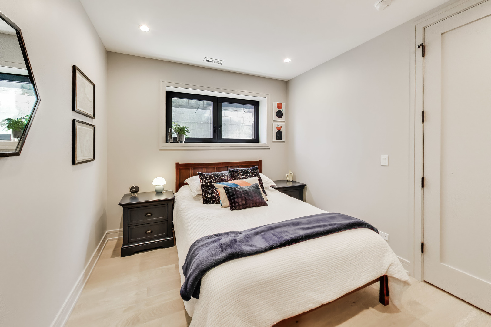 1350 W Erie Street #4E, Chicago, IL 60642