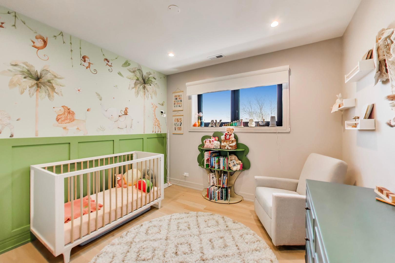 1350 W Erie Street #4E, Chicago, IL 60642
