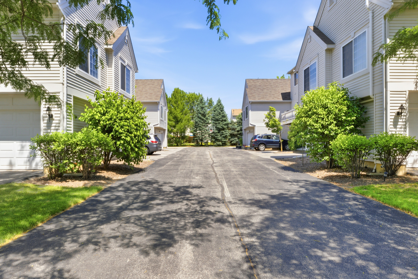 2378 OAKFIELD Court #2378, Aurora, IL 60503