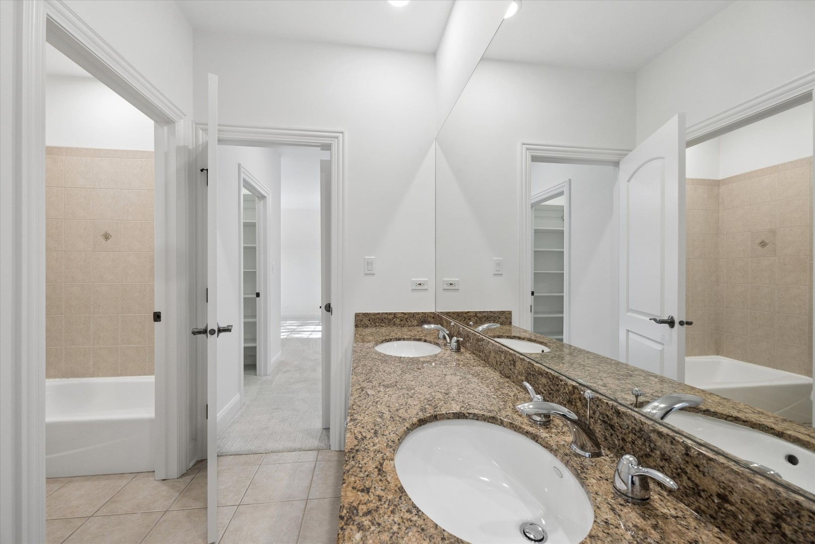 417 W 9th Street, Hinsdale, IL 60521