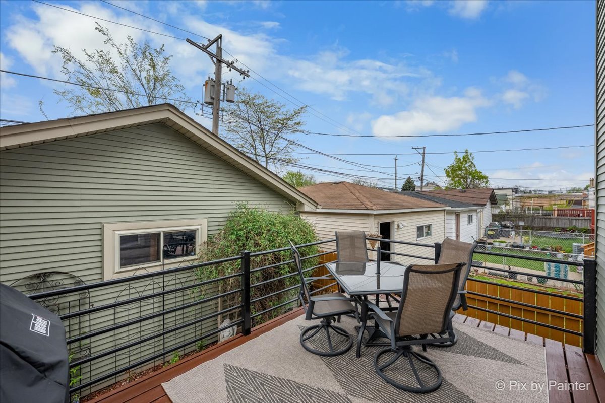 4906 N Kruger Avenue, Chicago, IL 60630