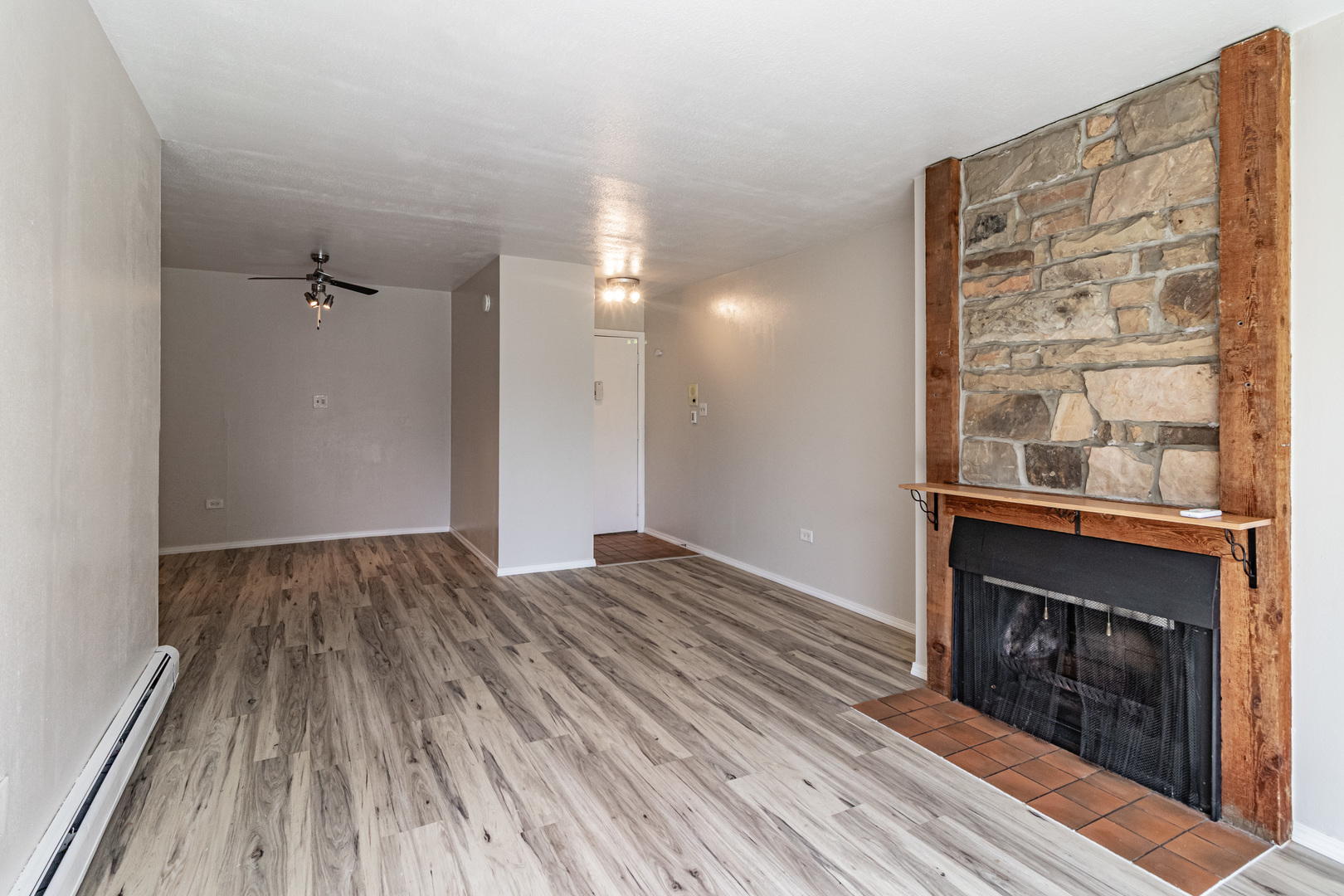 715 Grove Drive #206, Buffalo Grove, IL 60089