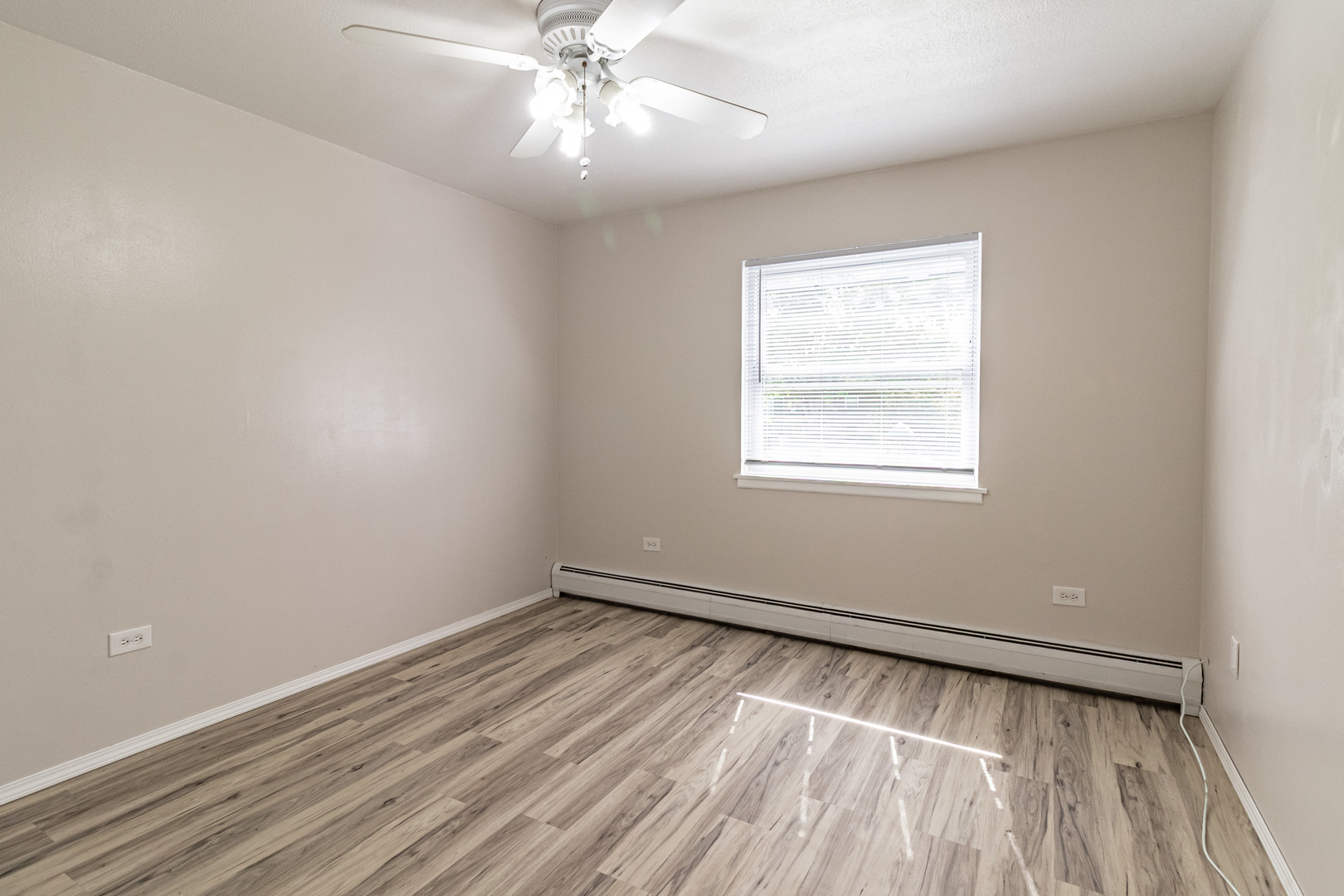 715 Grove Drive #206, Buffalo Grove, IL 60089
