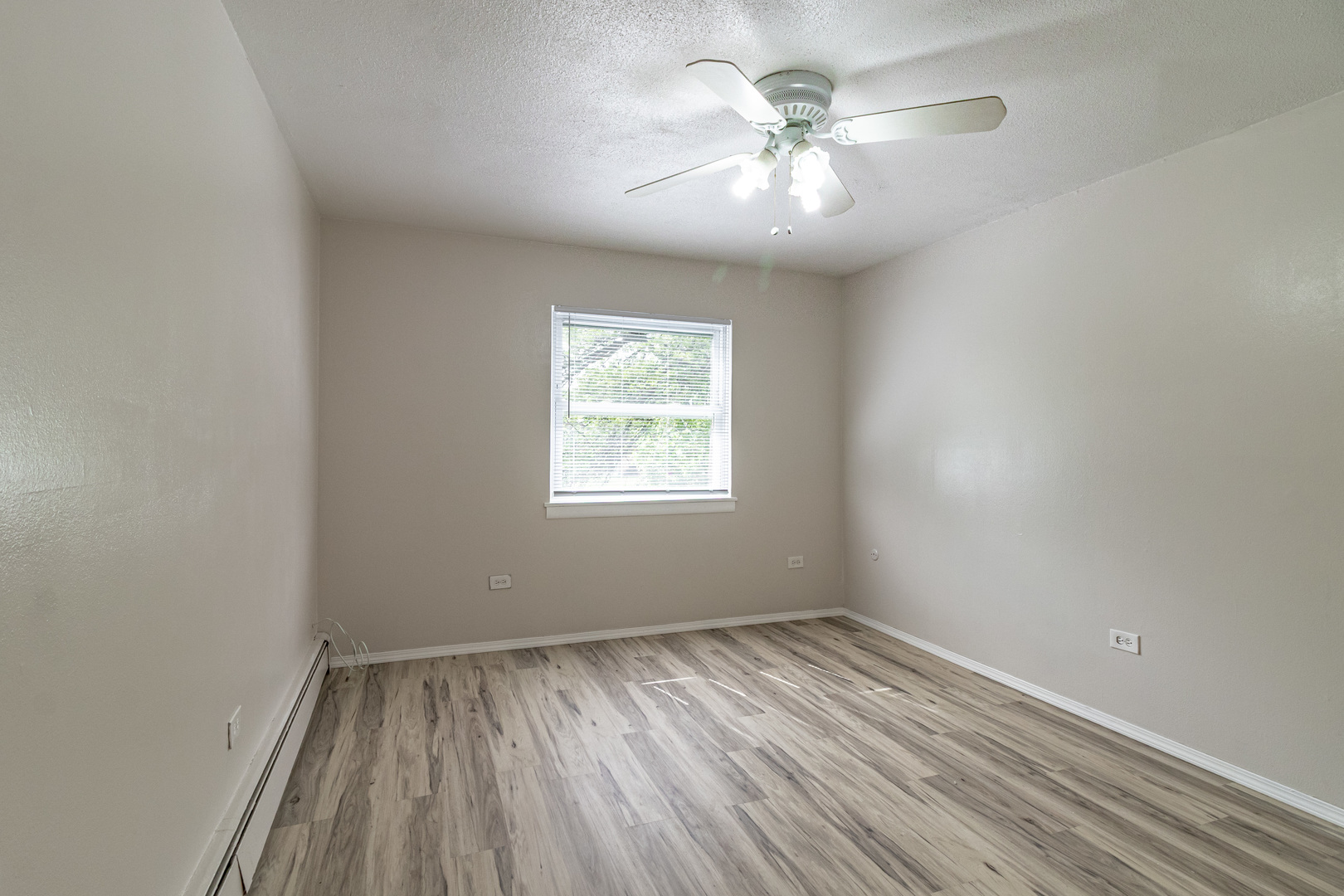 715 Grove Drive #206, Buffalo Grove, IL 60089