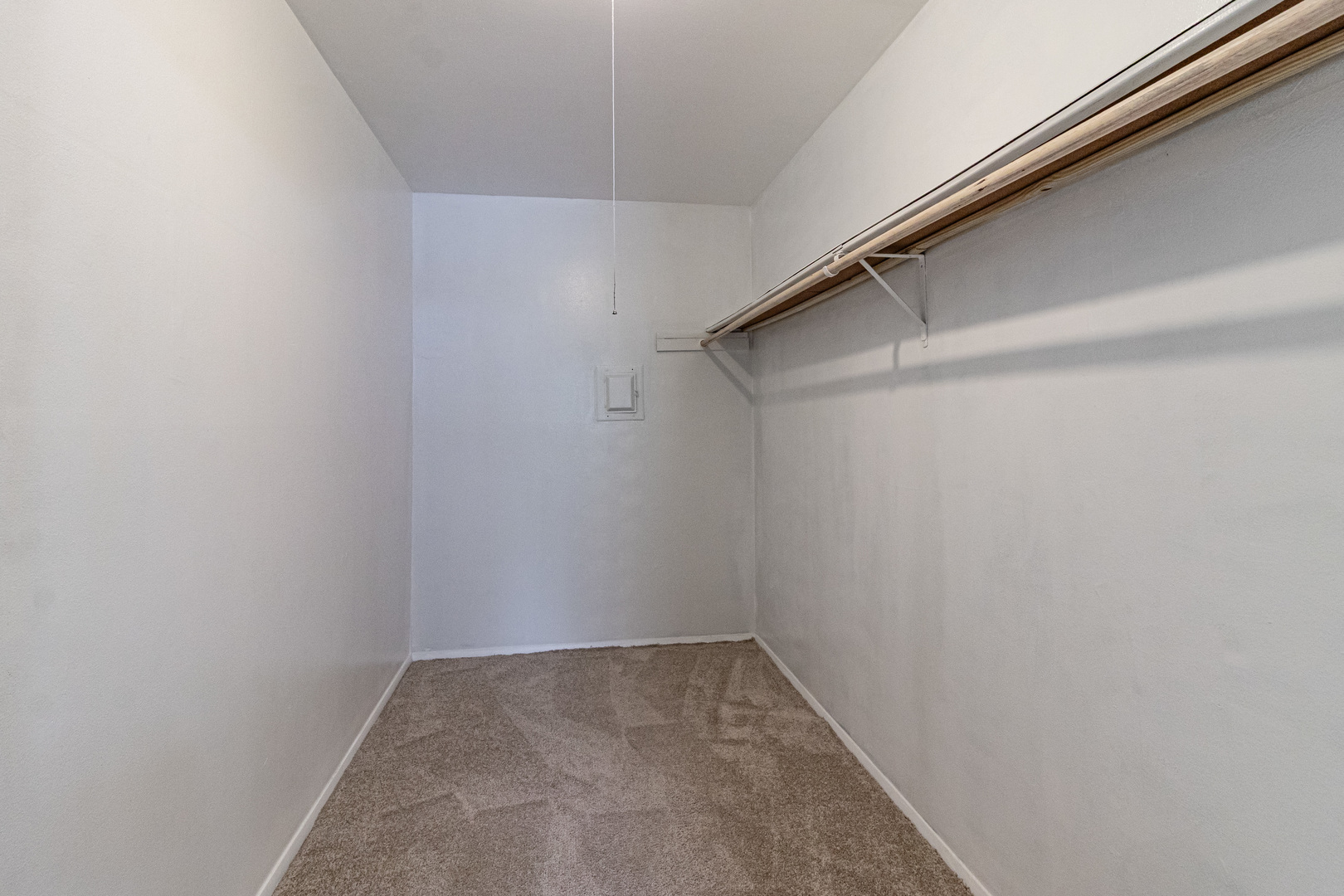 715 Grove Drive #206, Buffalo Grove, IL 60089