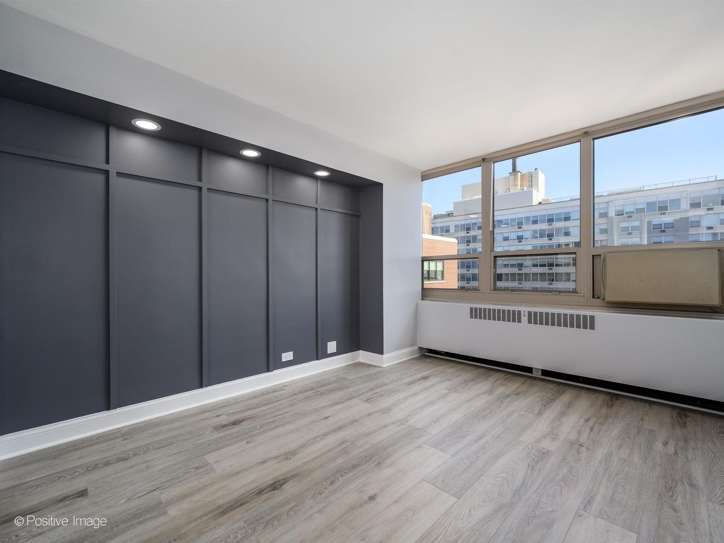 3950 N Lake Shore Drive #2125, Chicago, IL 60613