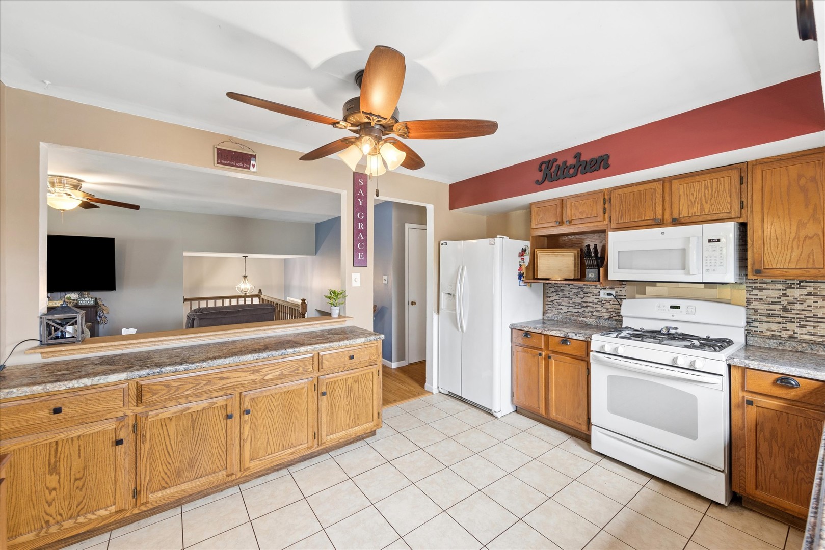7329 Richmond Avenue, Darien, IL 60561
