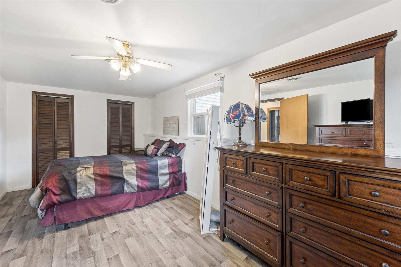 7329 Richmond Avenue, Darien, IL 60561