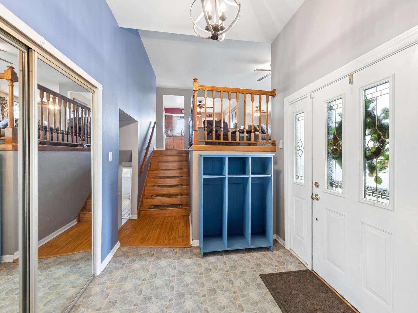 7329 Richmond Avenue, Darien, IL 60561