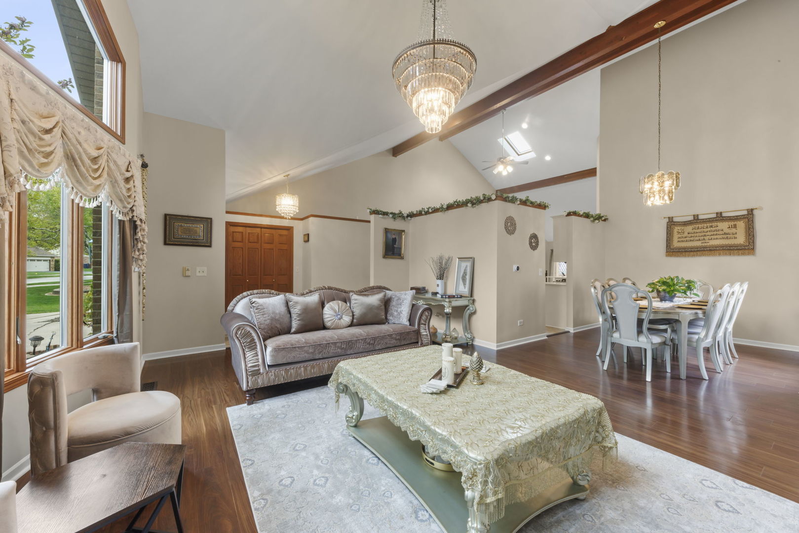 9040 Frances Lane, Orland Park, IL 60462