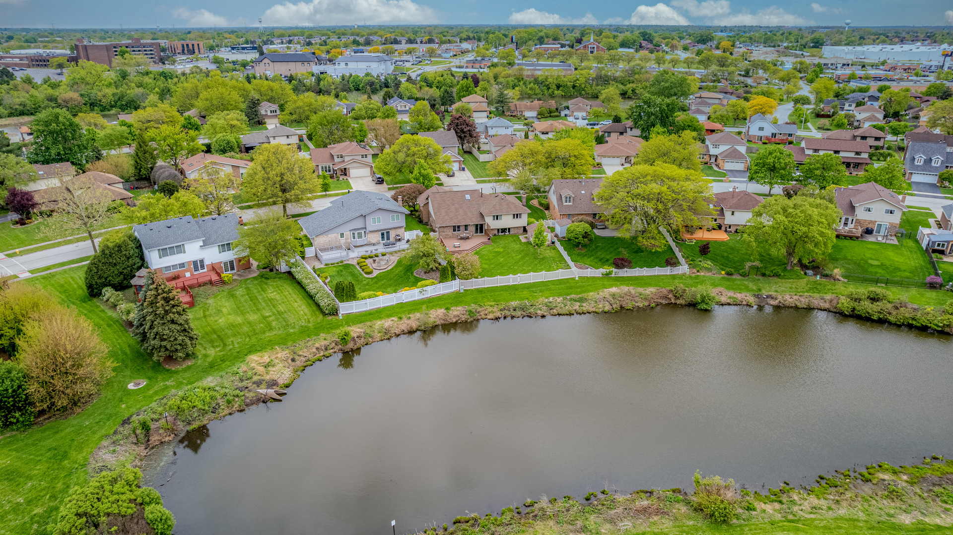 9040 Frances Lane, Orland Park, IL 60462