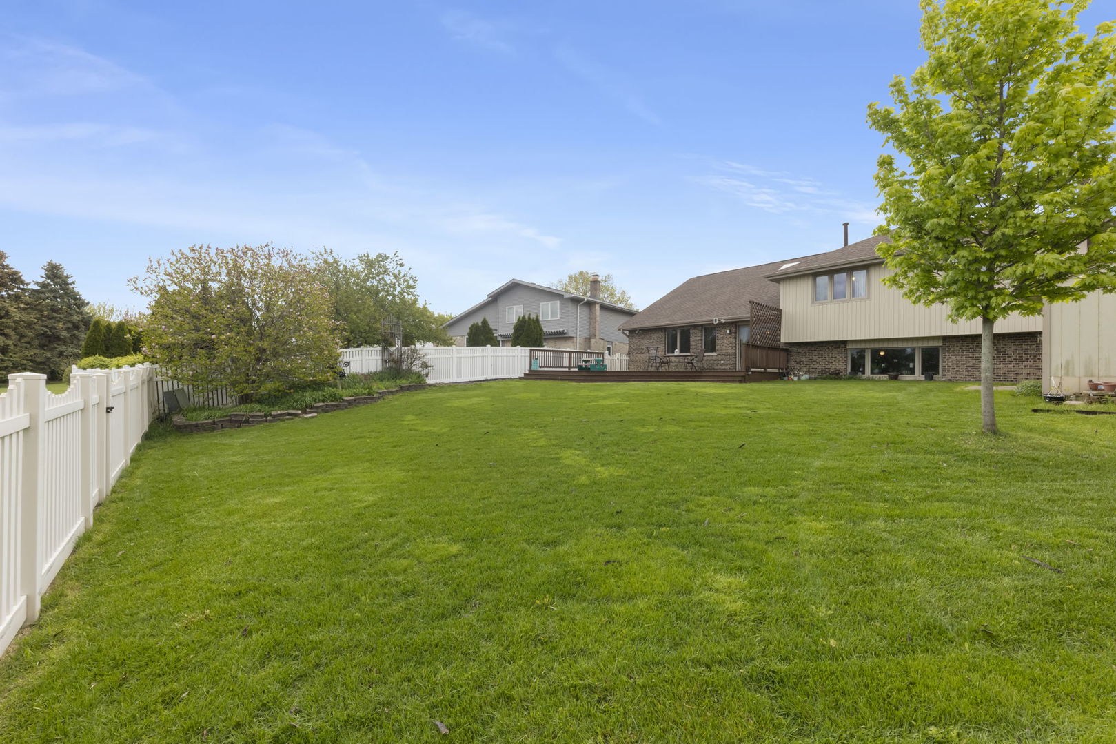9040 Frances Lane, Orland Park, IL 60462